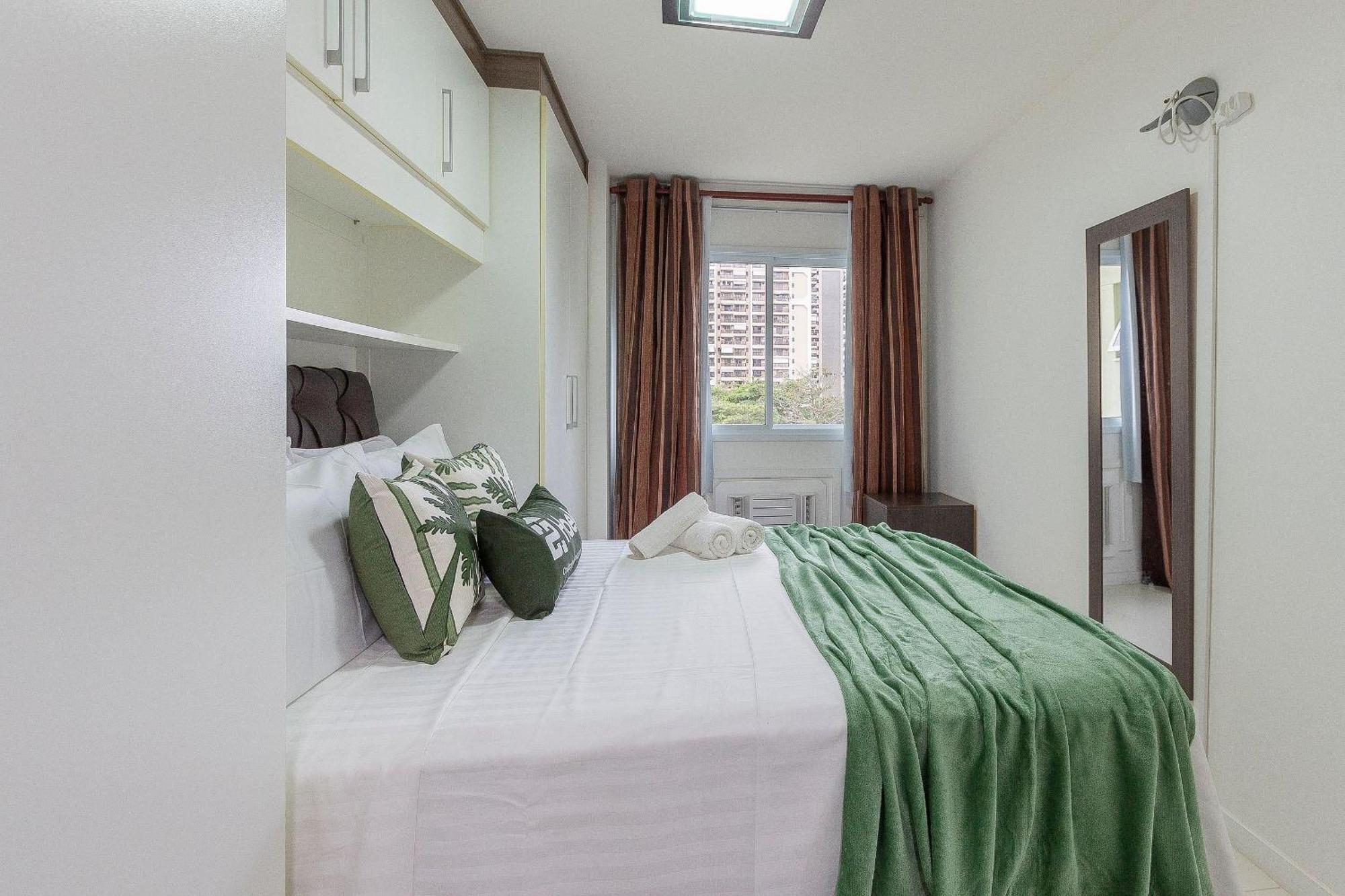 Apartemen Conforto E Exclusividade A 5 Min Da Da Barra